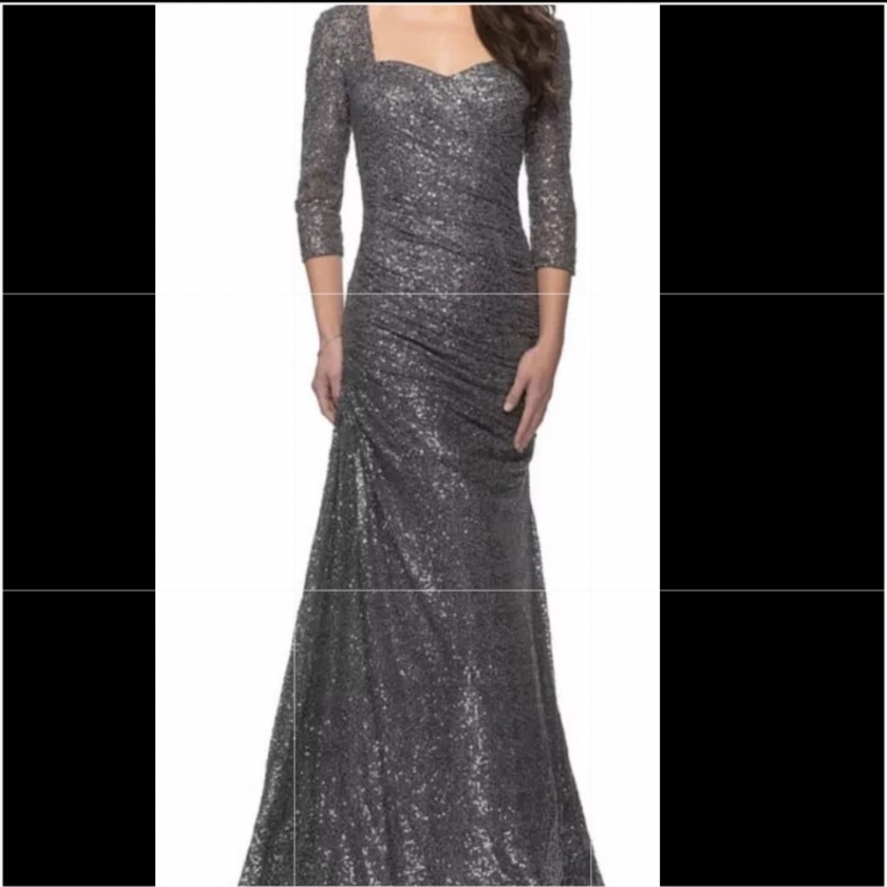 La Femme Gray Gunmetal Sequin 3/4 Sleeve Long Gown Dress Size 6 NWOT